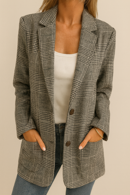 Checked Blazer – Classic Style in Two Colors
